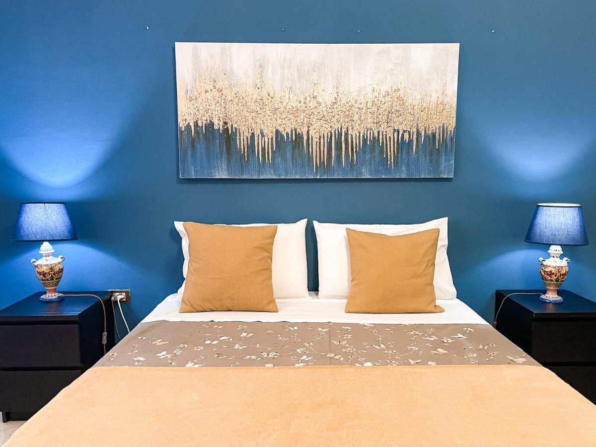 Al Politeama Rooms B&B パレルモ エクステリア 写真