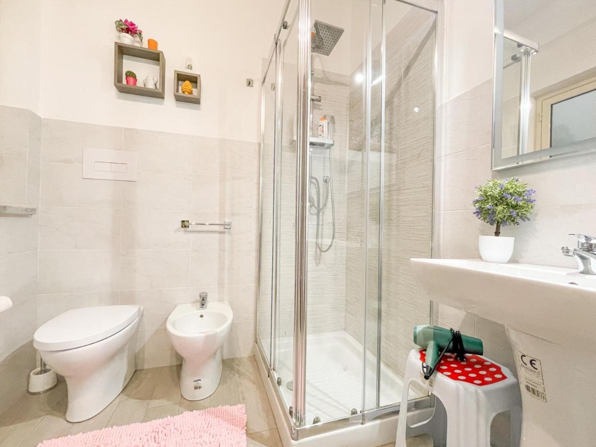 Al Politeama Rooms B&B パレルモ エクステリア 写真