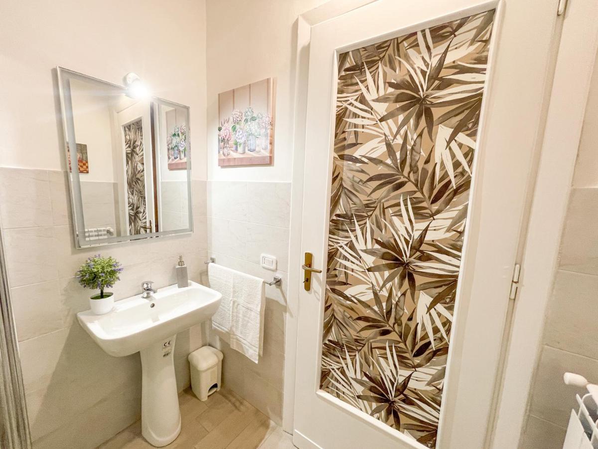 Al Politeama Rooms B&B パレルモ エクステリア 写真