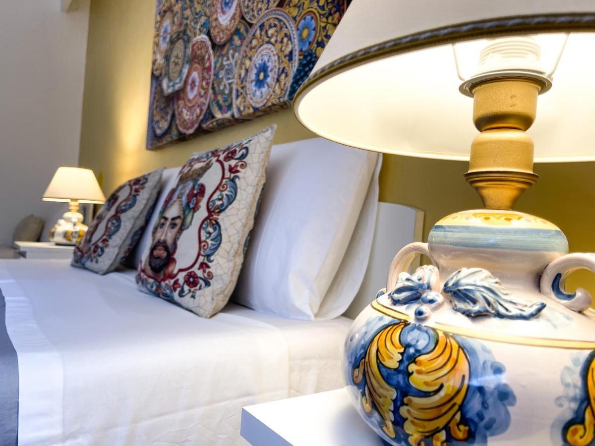 Al Politeama Rooms B&B パレルモ エクステリア 写真