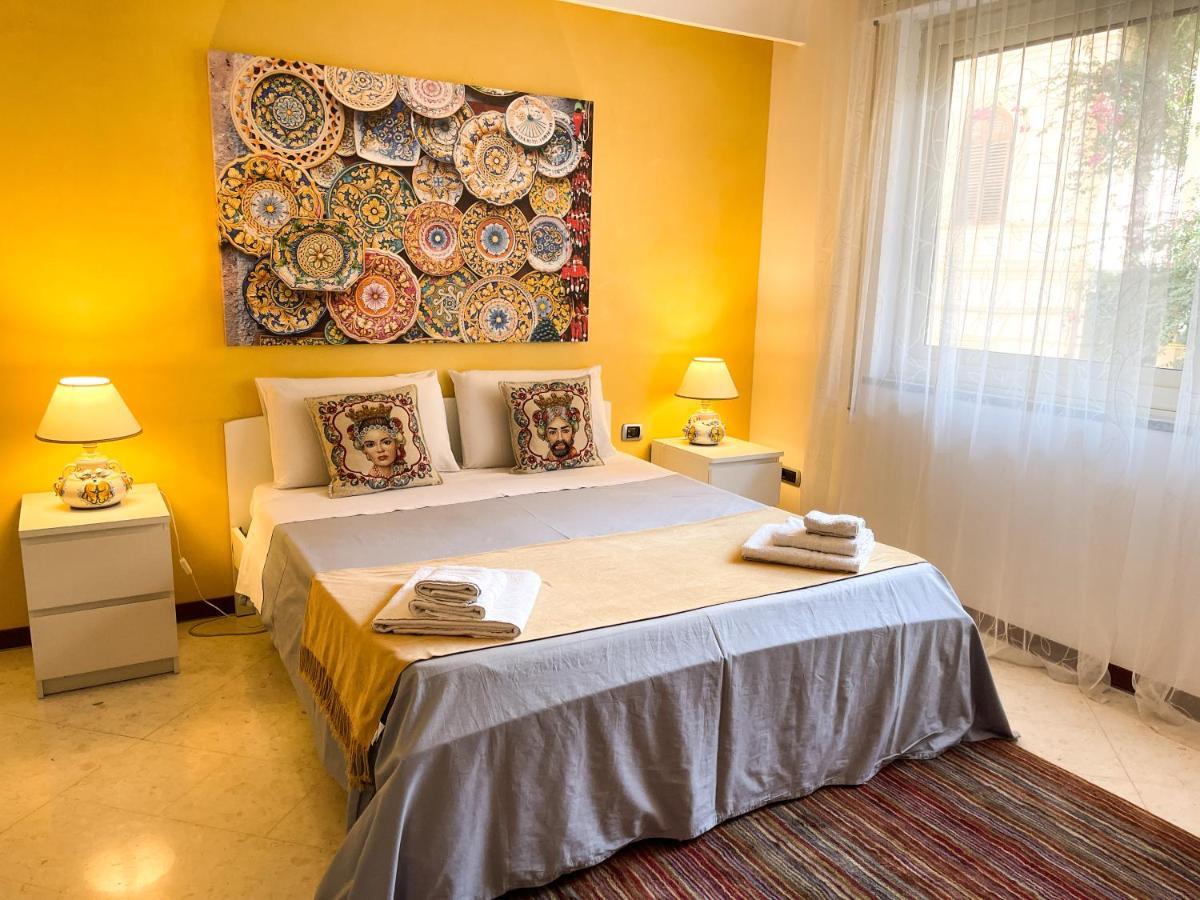 Al Politeama Rooms B&B パレルモ エクステリア 写真