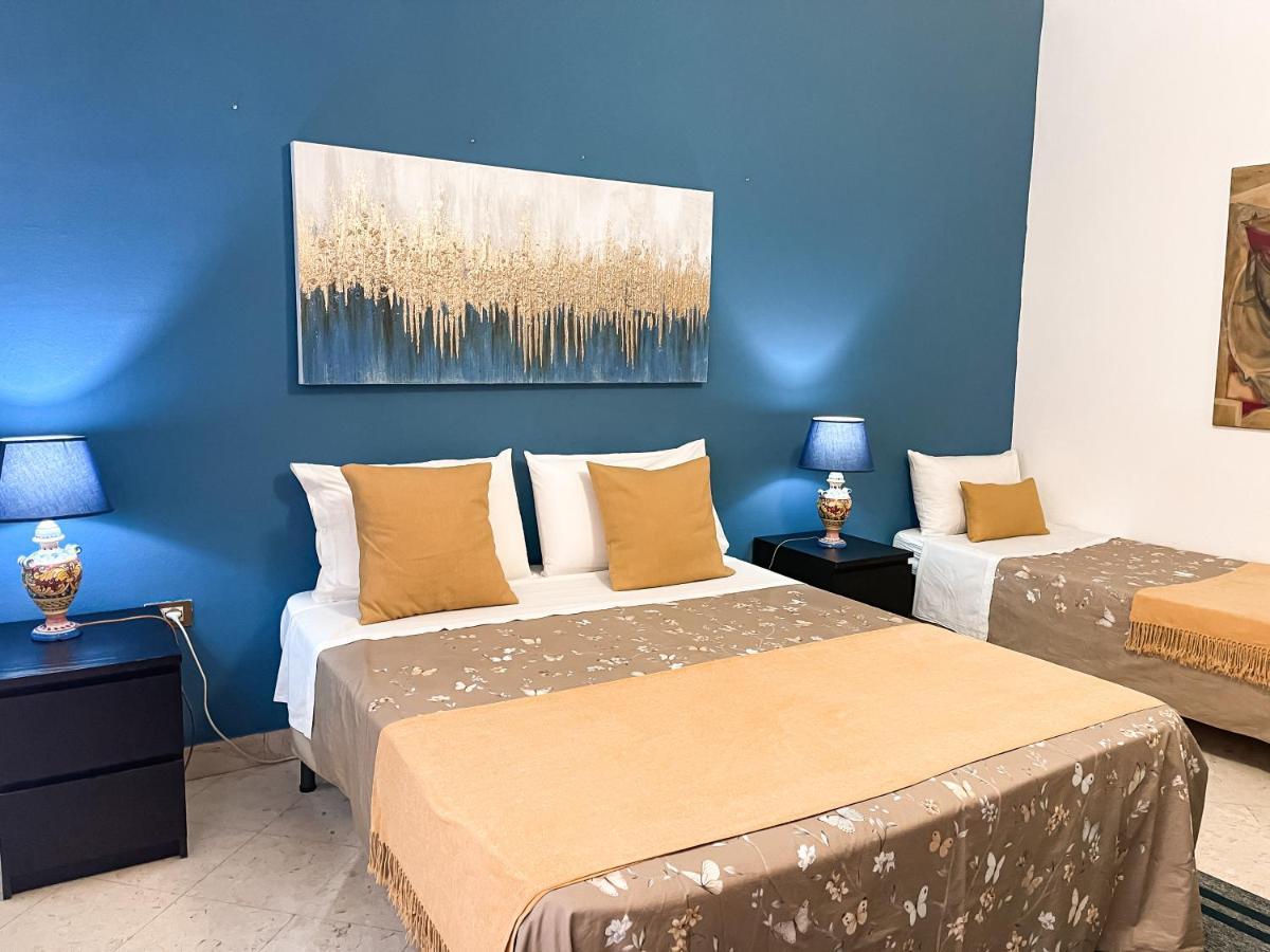 Al Politeama Rooms B&B パレルモ エクステリア 写真