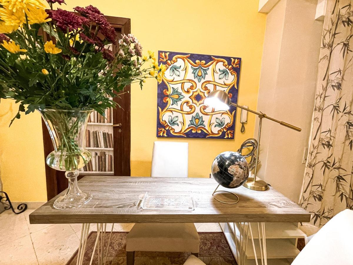 Al Politeama Rooms B&B パレルモ エクステリア 写真