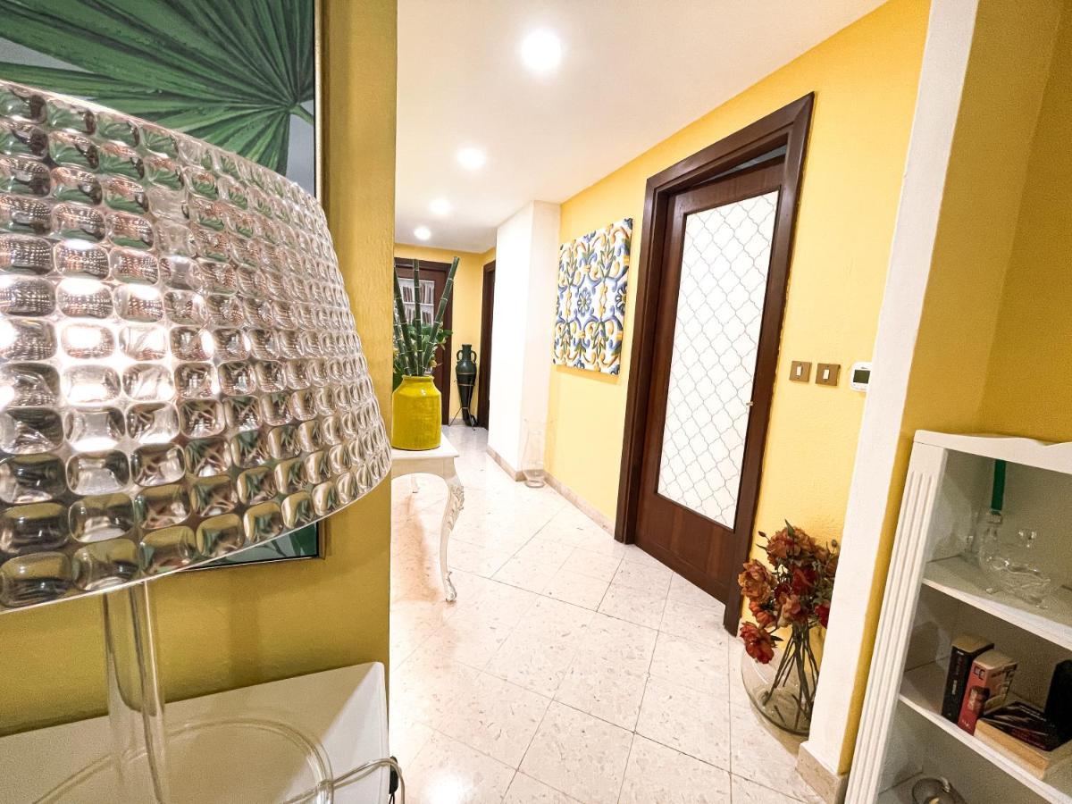 Al Politeama Rooms B&B パレルモ エクステリア 写真