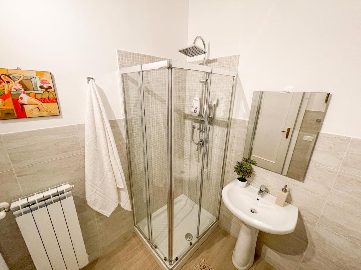 Al Politeama Rooms B&B パレルモ エクステリア 写真