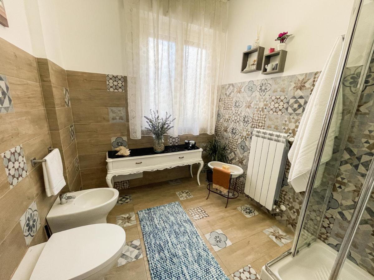 Al Politeama Rooms B&B パレルモ エクステリア 写真
