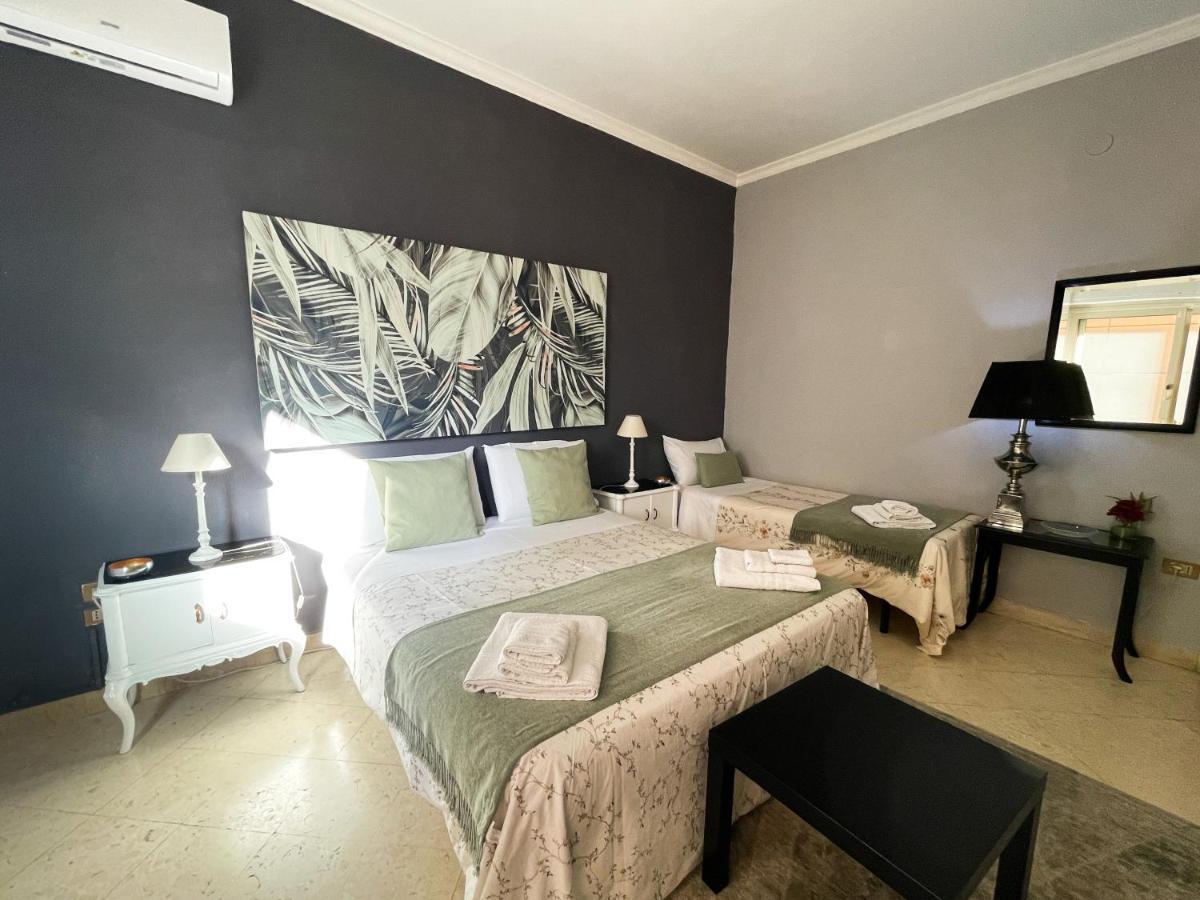 Al Politeama Rooms B&B パレルモ エクステリア 写真