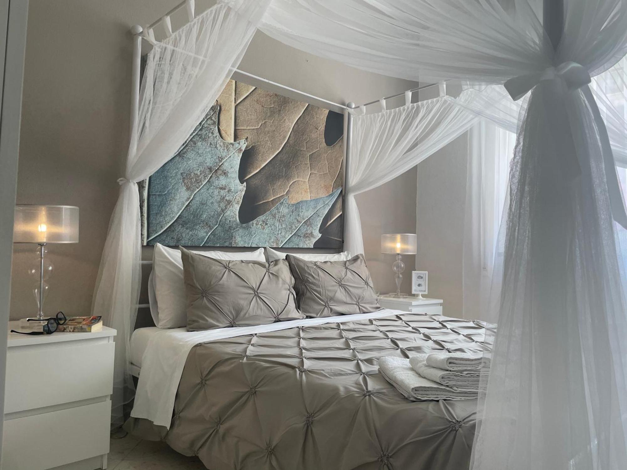 Al Politeama Rooms B&B パレルモ エクステリア 写真