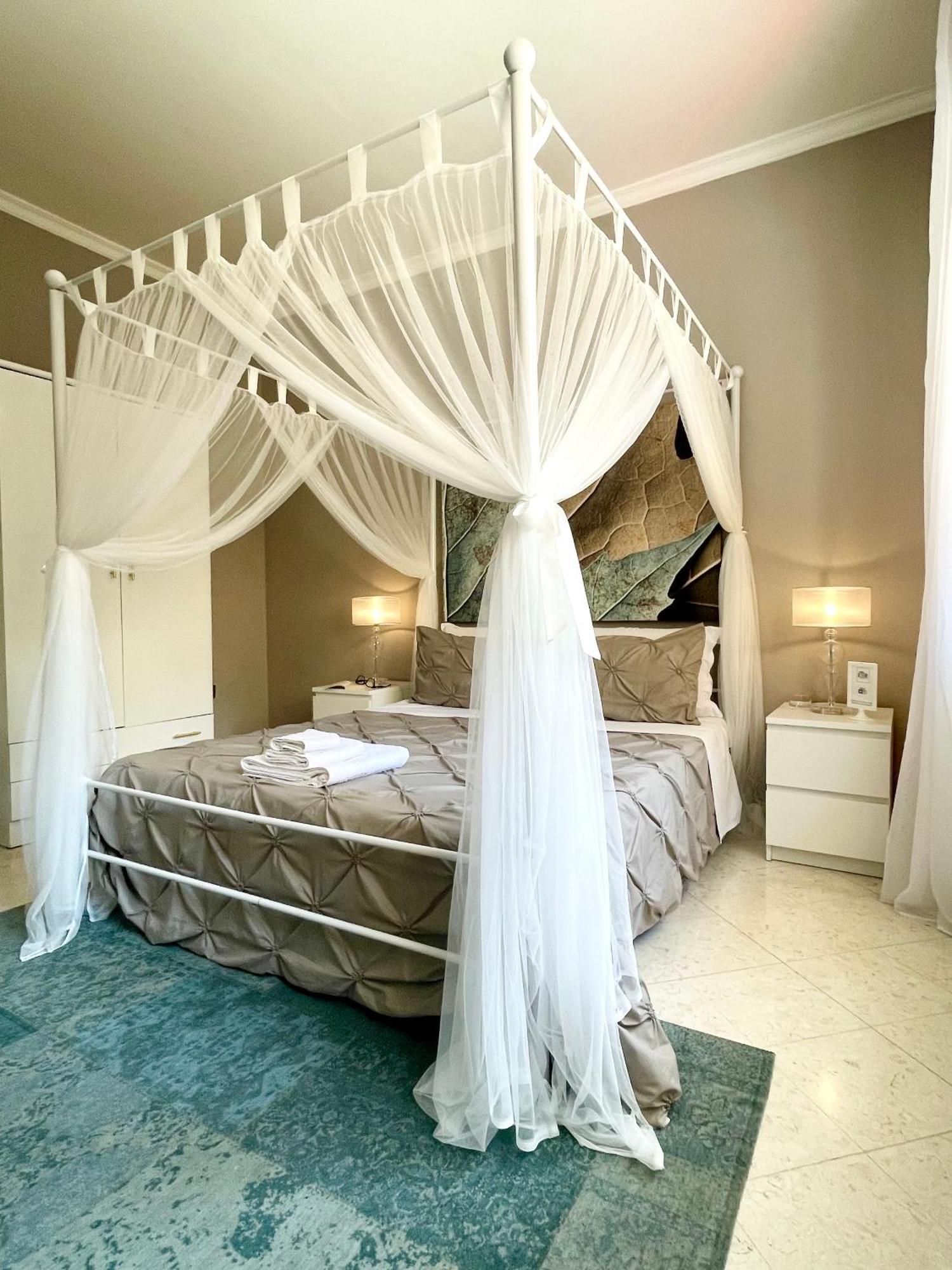 Al Politeama Rooms B&B パレルモ エクステリア 写真